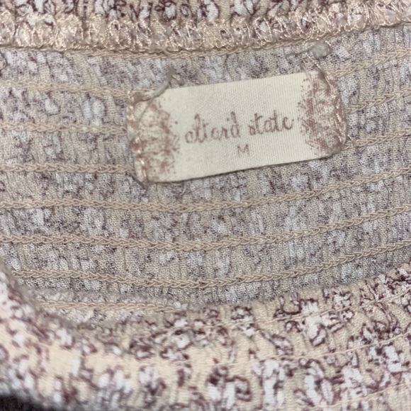 Altar’d State Taupe Shaya Long Sleeve Floral Romper! - Picture 8 of 8